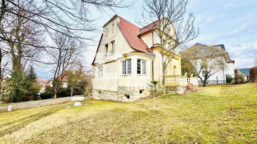 Modernisierte 1 bis 2 Familien Stadtvilla mit Maisonettewohnung in Traumlage mit Panoramablick - Gartenbereich